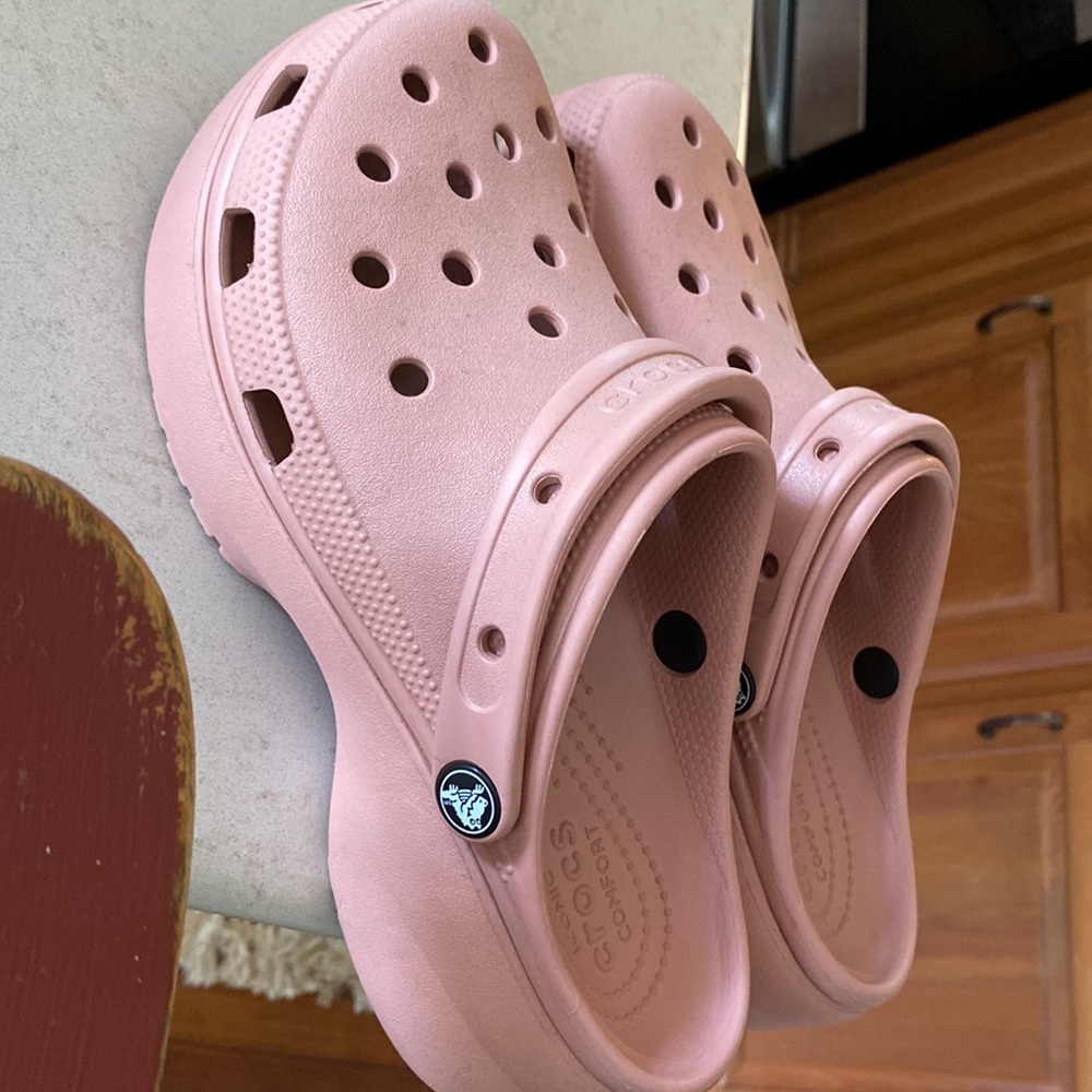 Crocs - Picture 3 of 4